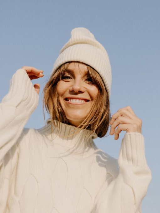 Hipster cashmere hat white