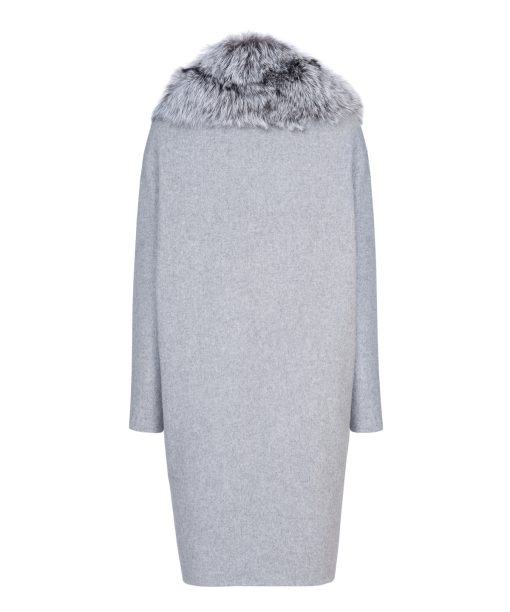 Natural wool & cashmere coat with extravagant fox collar