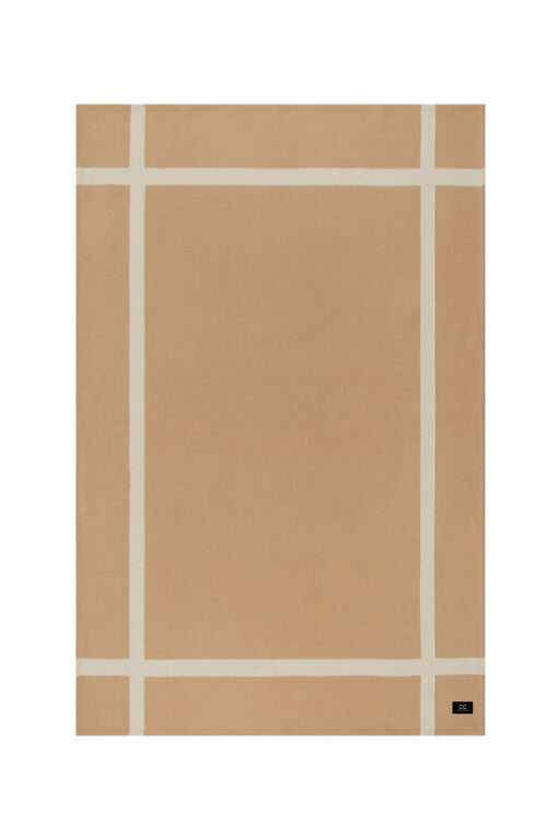 Throw blanket in jacquard woven Merinos wool and cashmere camel
